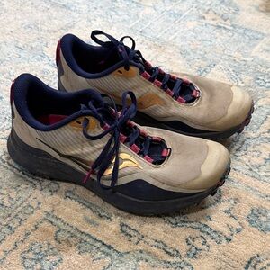 Saucony trail running shoes